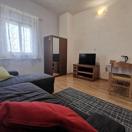 מאקרסקה Uncle Apartment מראה חיצוני תמונה